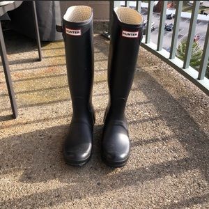 Hunter boots tall rain boots